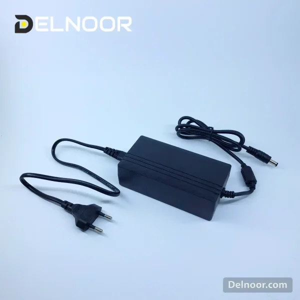 آداپتور 12 ولت 5 آمپر FRSS